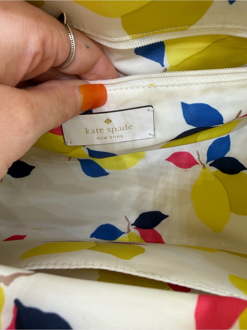 Kate Spade Wicker Basket Bag — Straw/Rattan with White Straps & Floral Lining - Picture 7 of 8